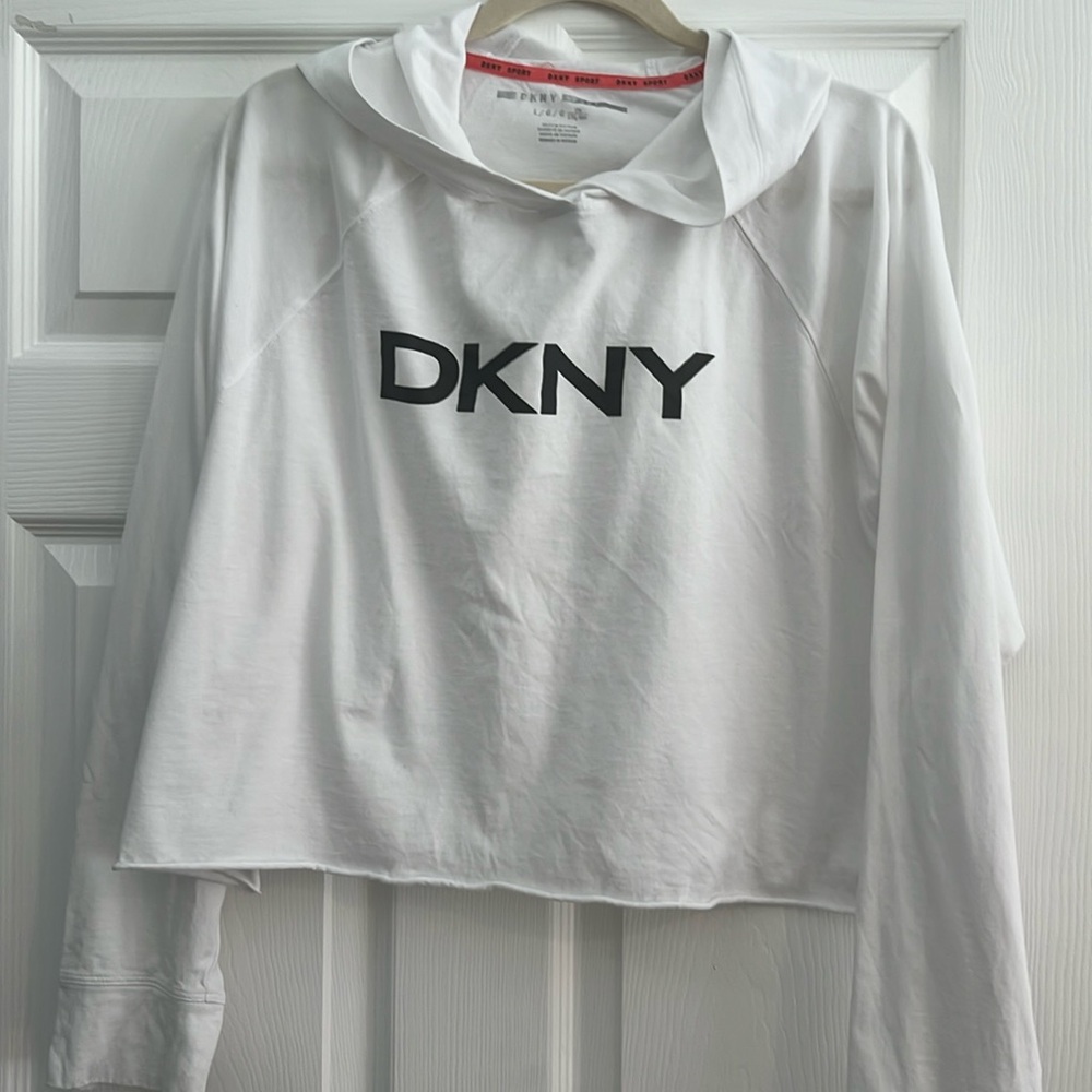 Crop top with hood